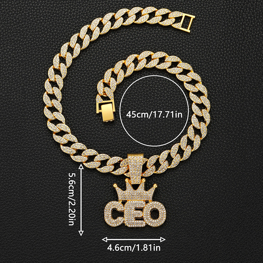 Collier avec pendentif glacé du PDG couronné