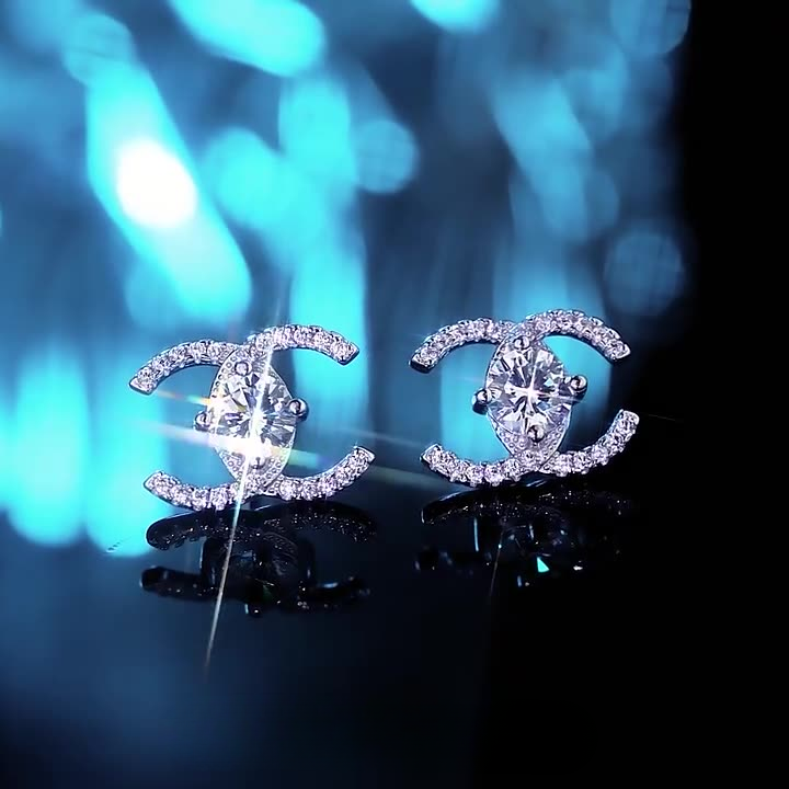 Boucles d'oreilles à clous Double C Glam - Moissanite S925 D-VVS1