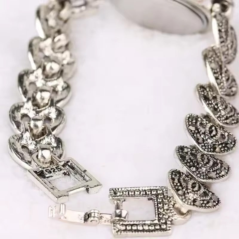 Montre cubaine pour femme style antique avec cœur