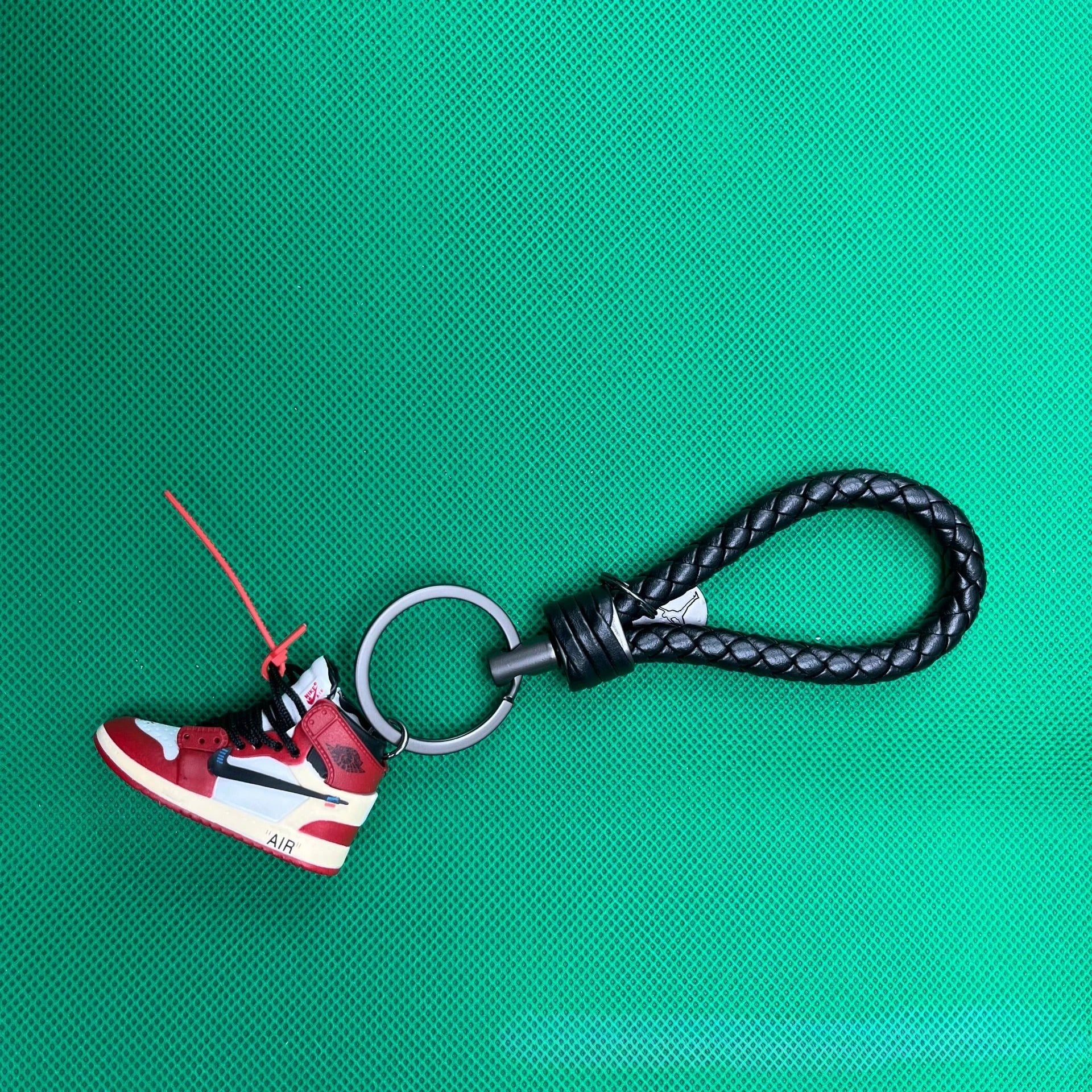 Porte-clés Air Jordan miniature – Le cadeau idéal pour les fans de basket-ball