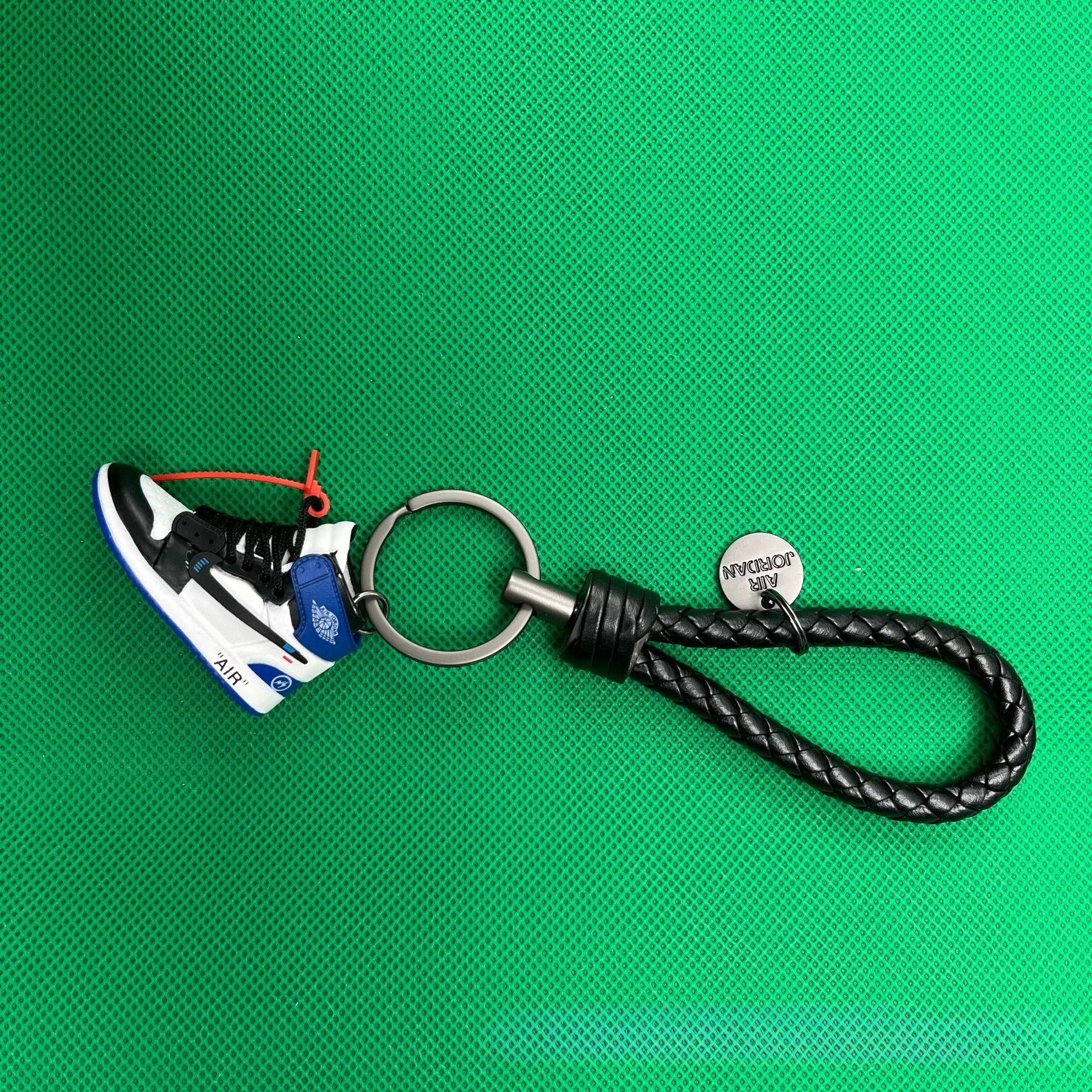 Porte-clés Air Jordan miniature – Le cadeau idéal pour les fans de basket-ball