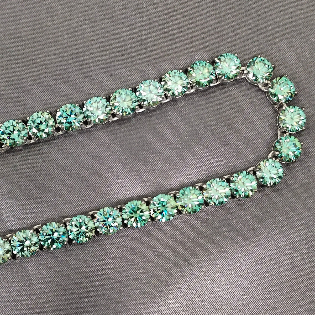 VVS Jewelry hip hop jewelry VVS Jewelry Rare Blue/Green 925 Sterling Silver Moissanite Tennis Chain