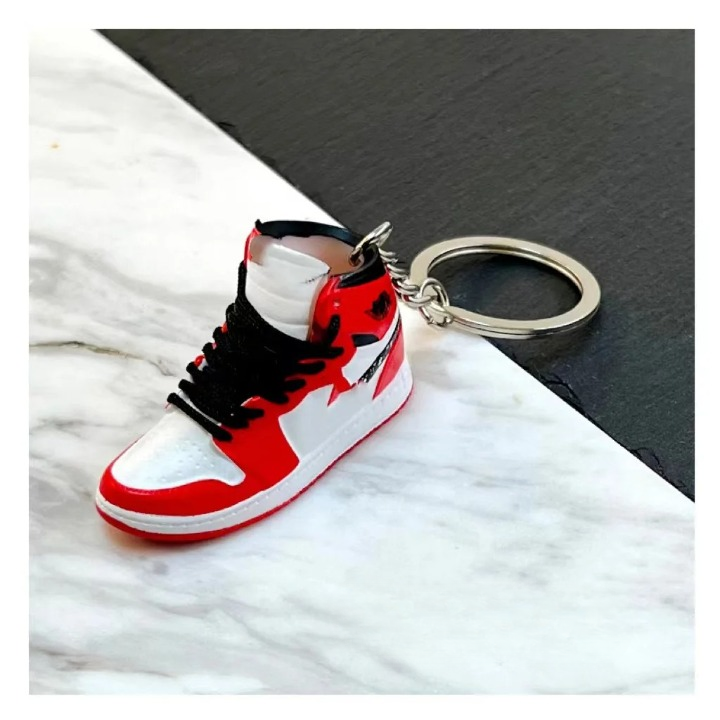 3D Mini Air Jordan Sneaker Keychain – Iconic Collectible Key Accessory