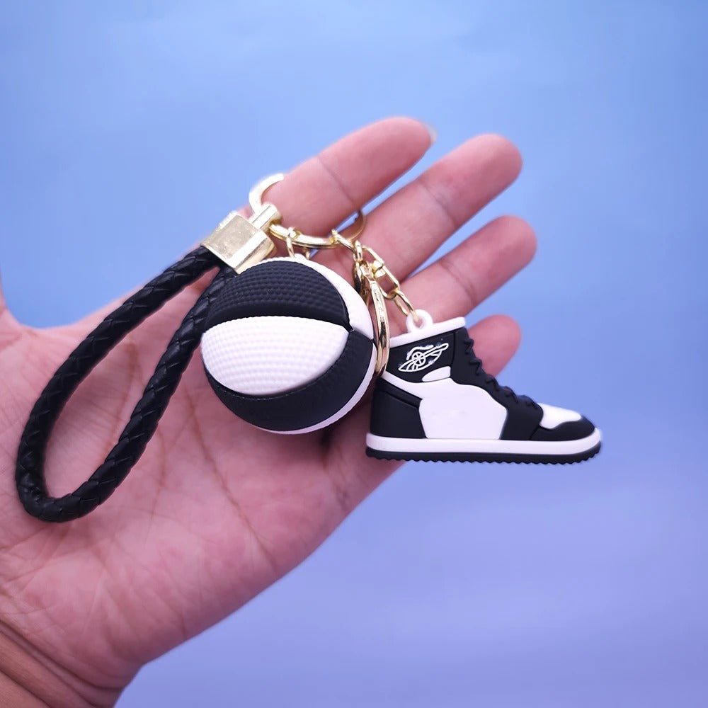 High-Detail Air Jordan Keychain – Perfect for Bags, Keys, and More